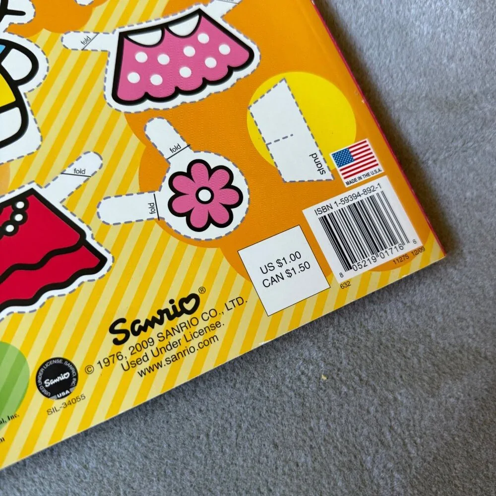 2009 New‎ NOS Sanrio Hello Kitty coloring activity book/paper doll